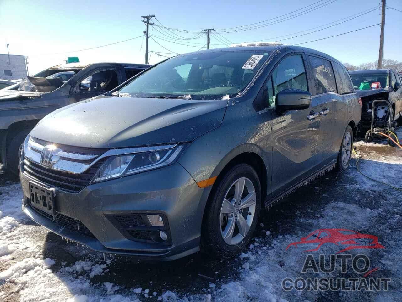 HONDA ODYSSEY 2018 - 5FNRL6H72JB018313