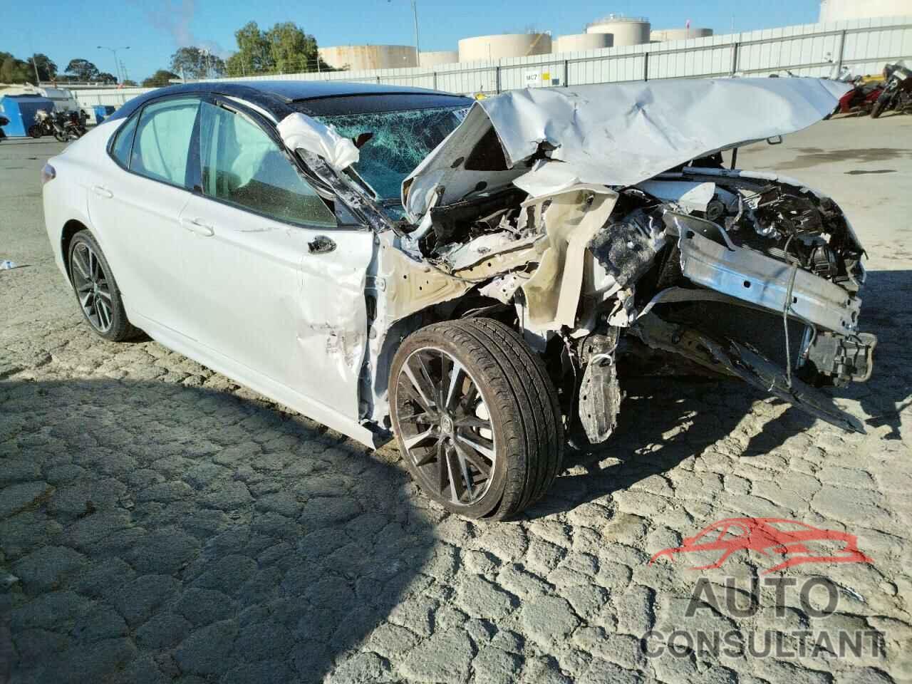 TOYOTA CAMRY 2019 - 4T1B61HK1KU225800