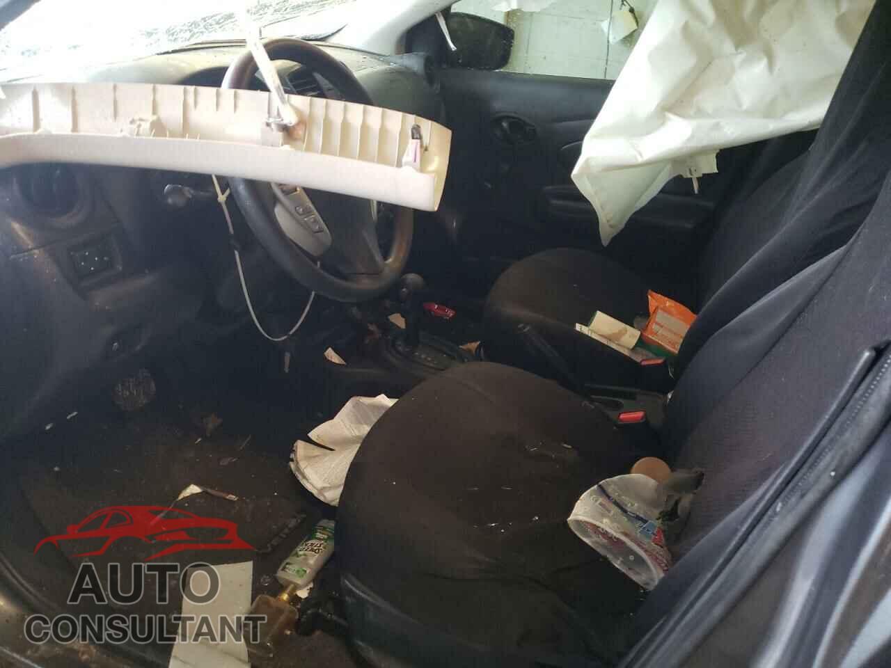 NISSAN VERSA 2019 - 3N1CN7AP3KL811190