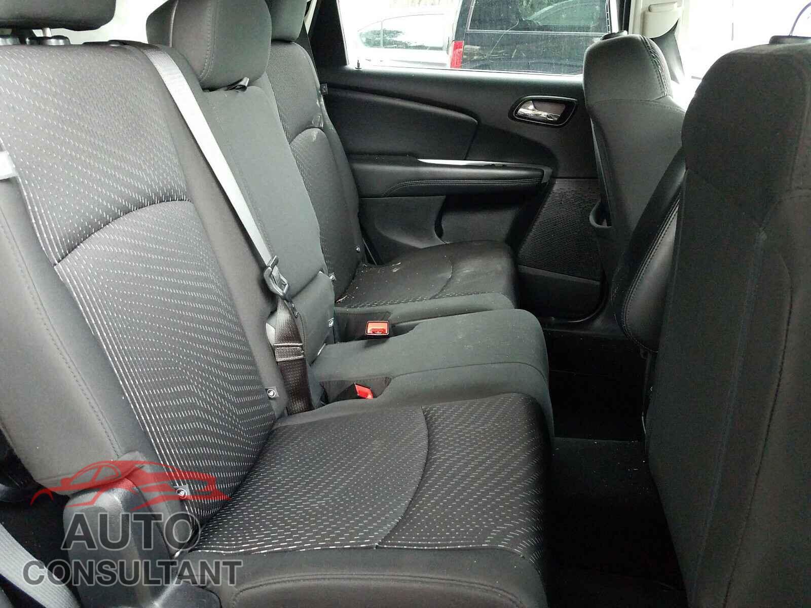 DODGE JOURNEY 2017 - 3C4PDCAB9HT683125