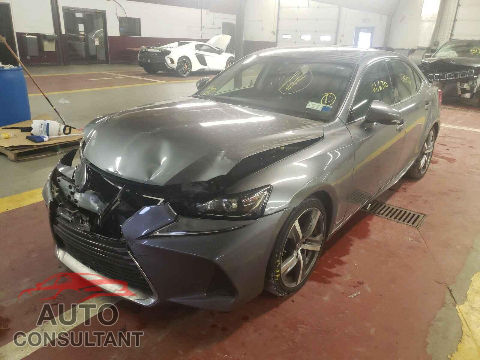LEXUS IS 2017 - JTHBA1D29H5042123