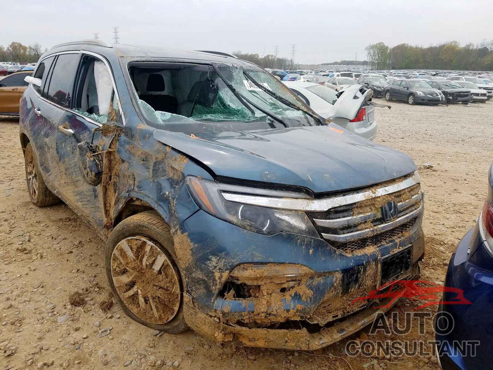 HONDA PILOT 2018 - 5FNYF6H95JB067915