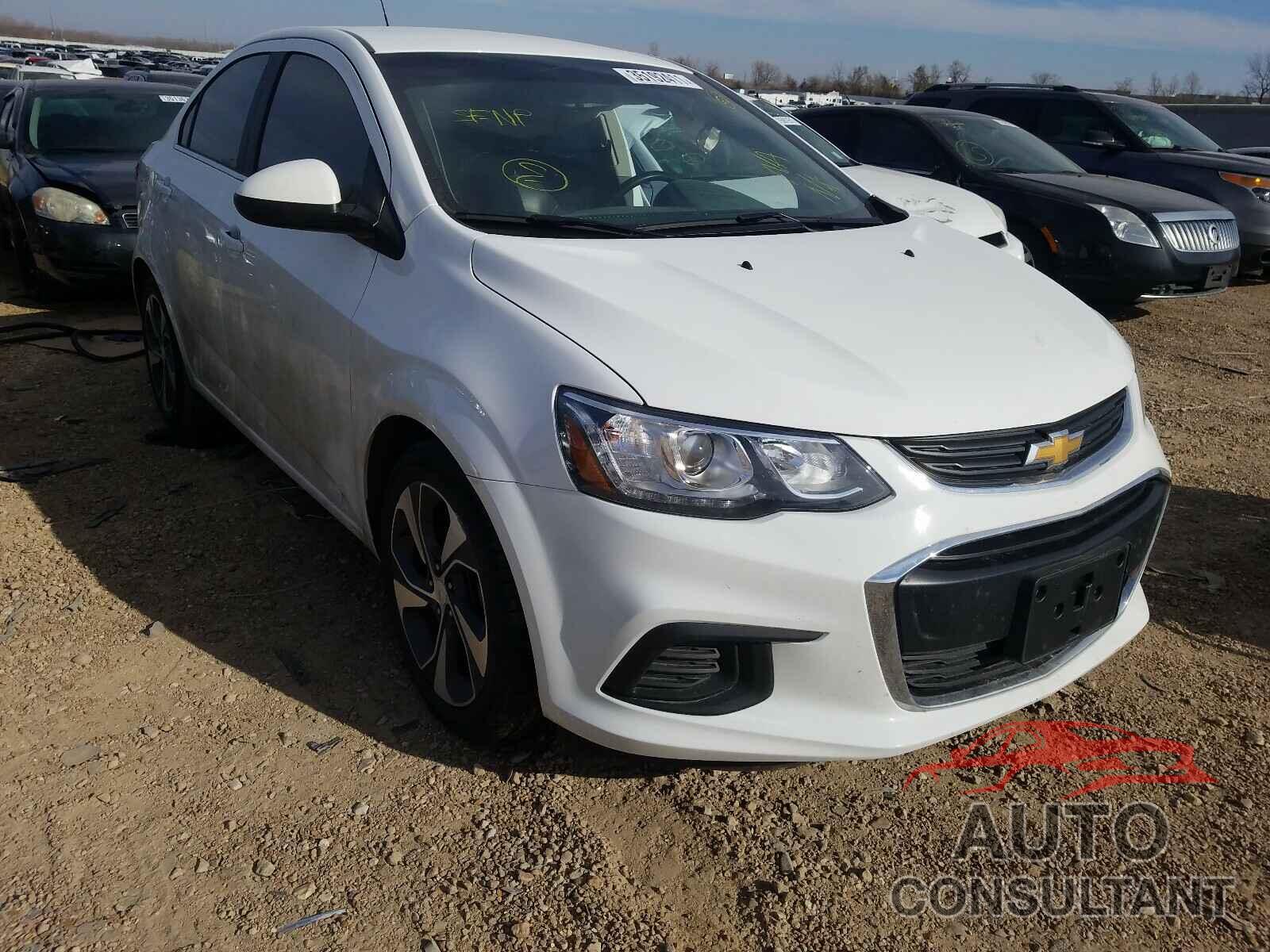 CHEVROLET SONIC 2019 - 1G1JF5SB1K4123535