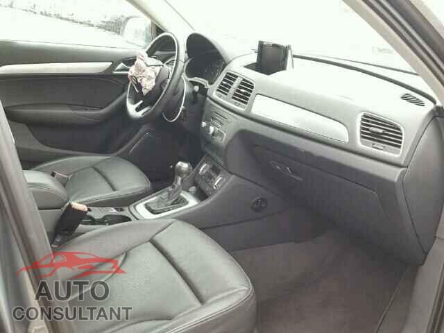 AUDI Q3 2015 - WA1GFCFS7FR008165
