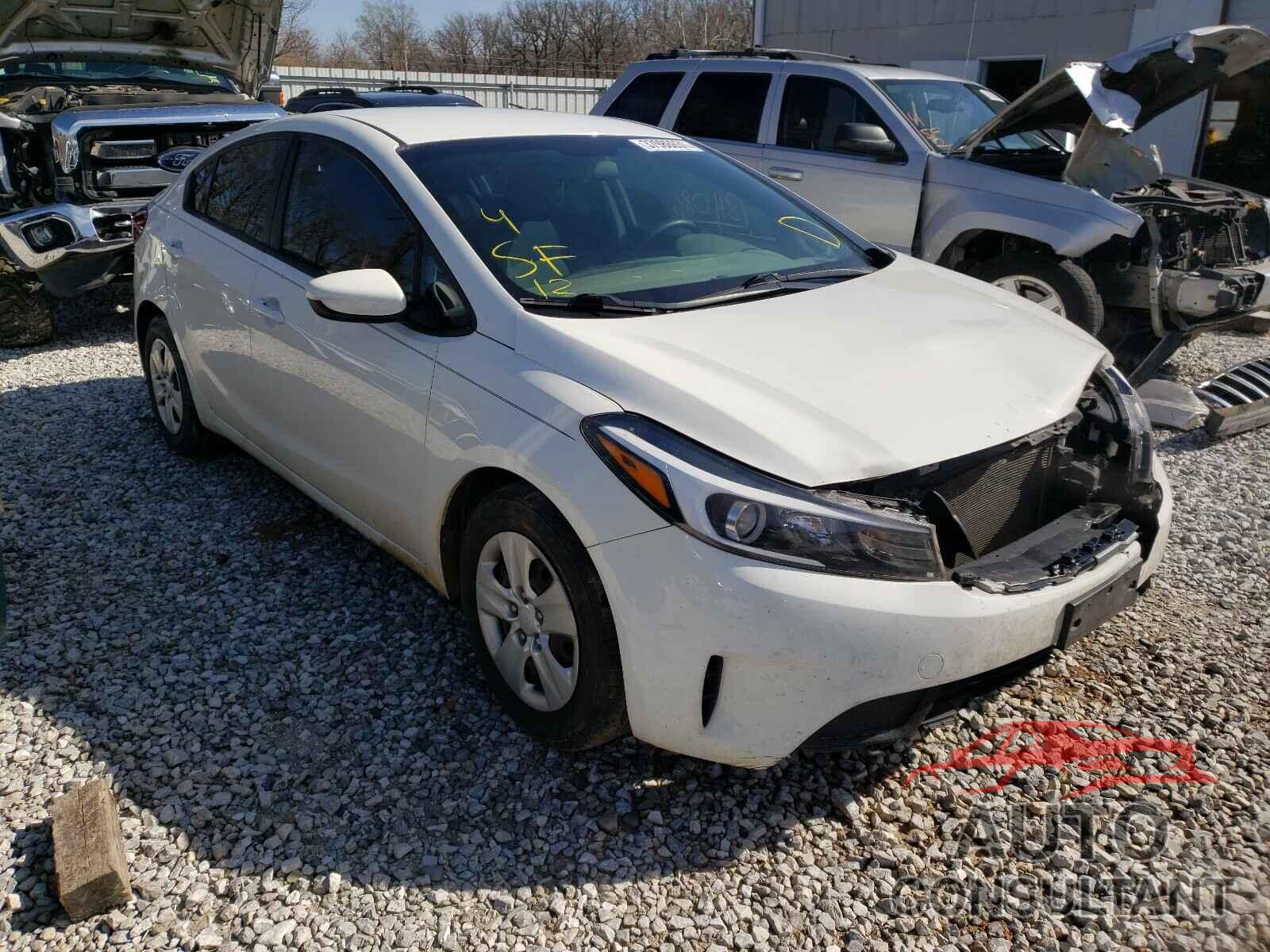 KIA FORTE 2017 - 3KPFK4A74HE025056