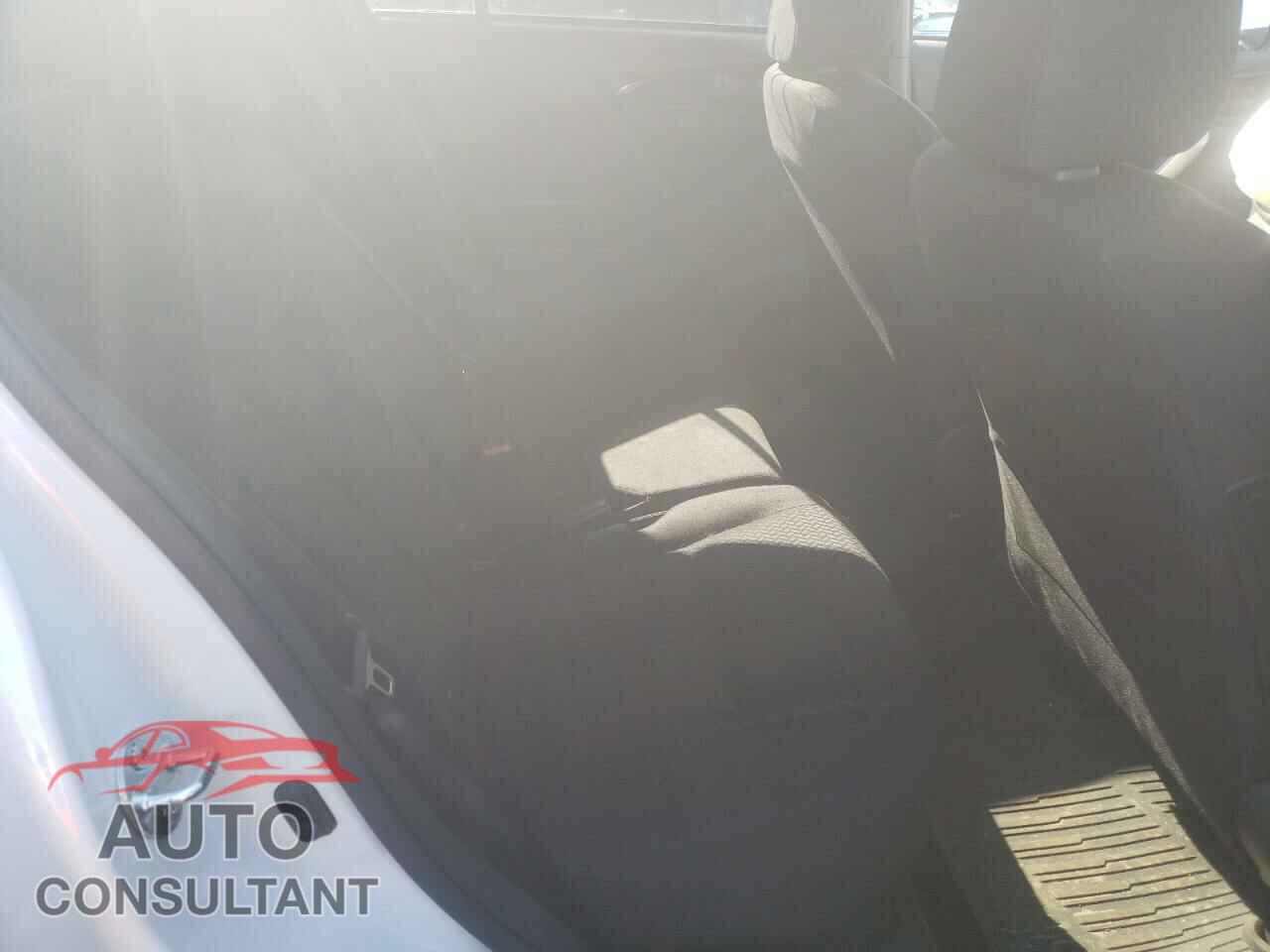MITSUBISHI ECLIPSE 2019 - JA4AT3AA4KZ021110