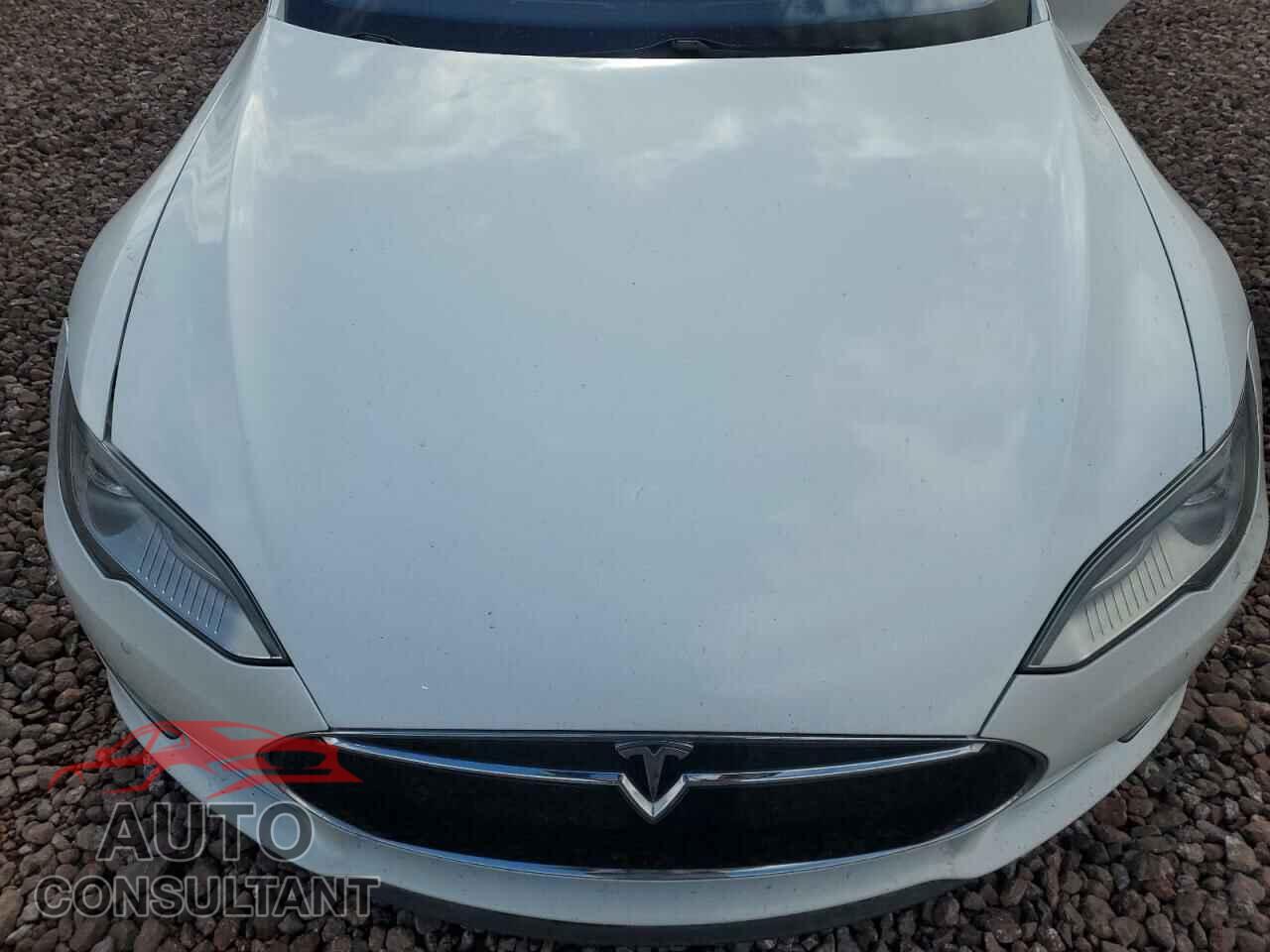 TESLA MODEL S 2015 - 5YJSA1H16FF084098