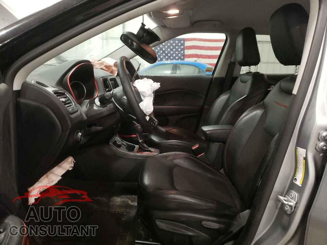 JEEP COMPASS 2018 - 3C4NJDDB2JT234487