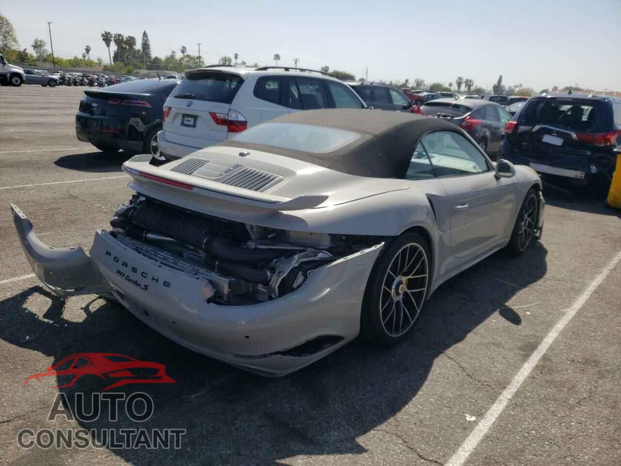 PORSCHE 911 2018 - WP0CD2A93JS162091