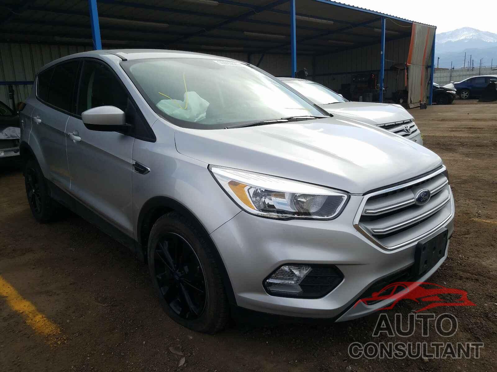 FORD ESCAPE 2019 - 1FMCU0GD5KUB64149