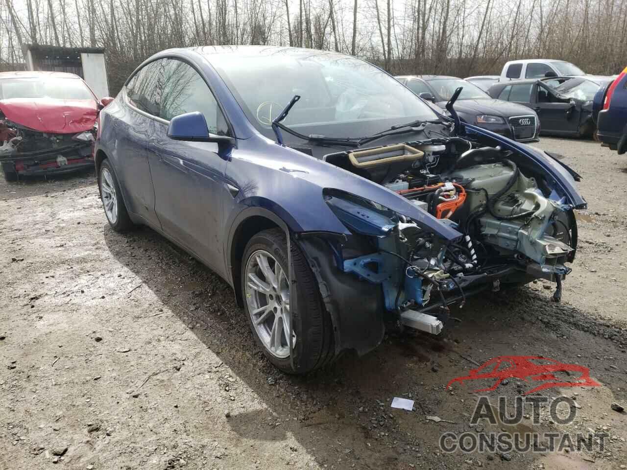 TESLA MODEL Y 2021 - 5YJYGDEE4MF140599