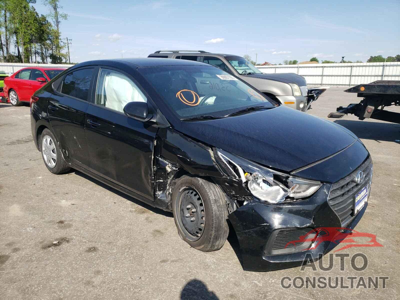 HYUNDAI ACCENT 2018 - 3KPC24A39JE021168