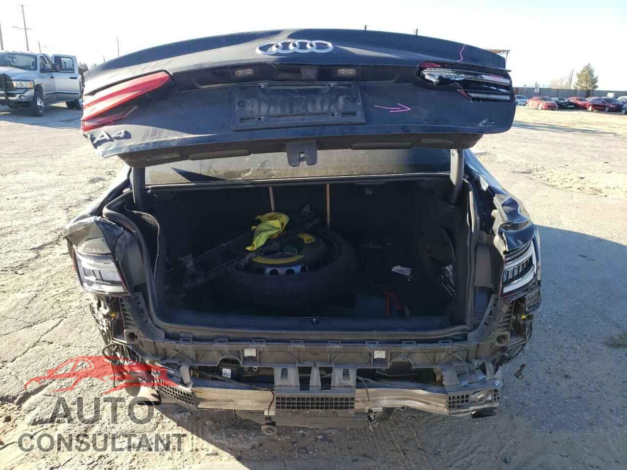AUDI A4 2019 - WAUHMAF43KA107710
