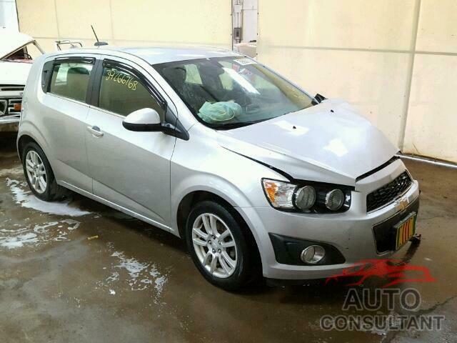 CHEVROLET SONIC 2015 - 1G1JC6SH5F4163416