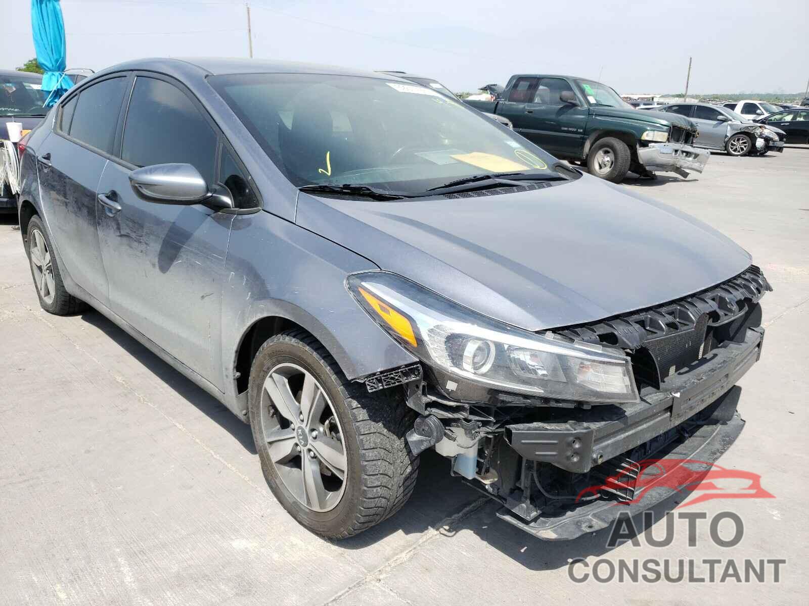 KIA FORTE 2018 - 3KPFL4A74JE176546