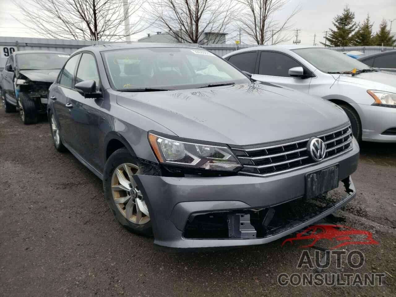VOLKSWAGEN PASSAT 2018 - 1VWAA7A33JC045501