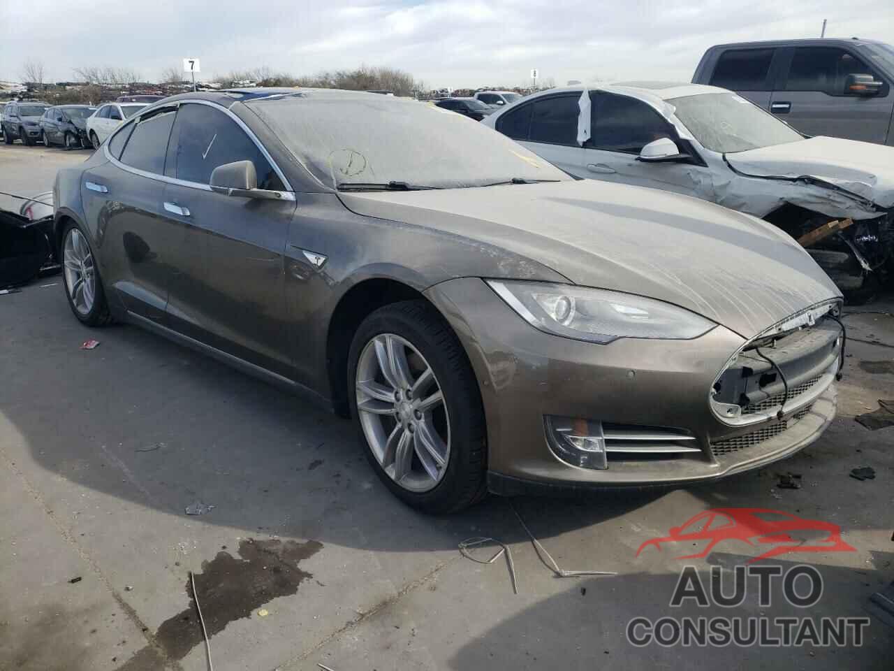 TESLA MODEL S 2016 - 5YJSA1E27GF121951