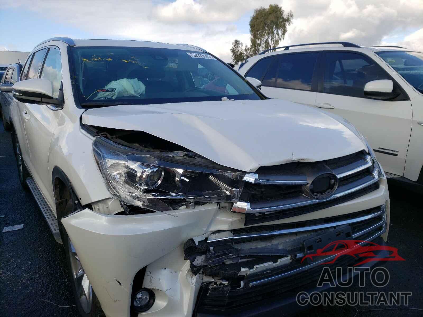TOYOTA HIGHLANDER 2019 - 5TDDZRFH8KS926302