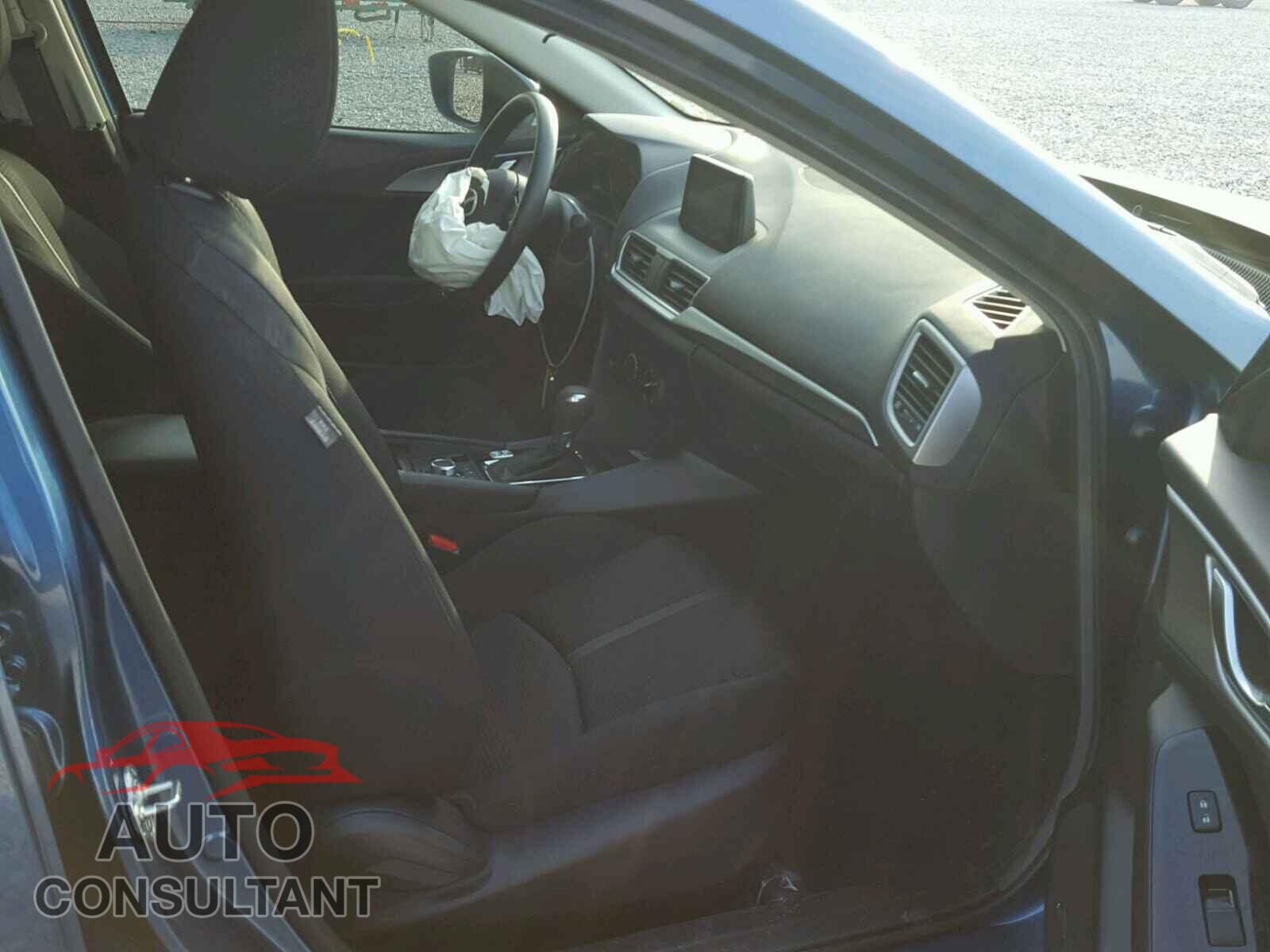 MAZDA 3 2017 - 3MZBN1U74HM132014