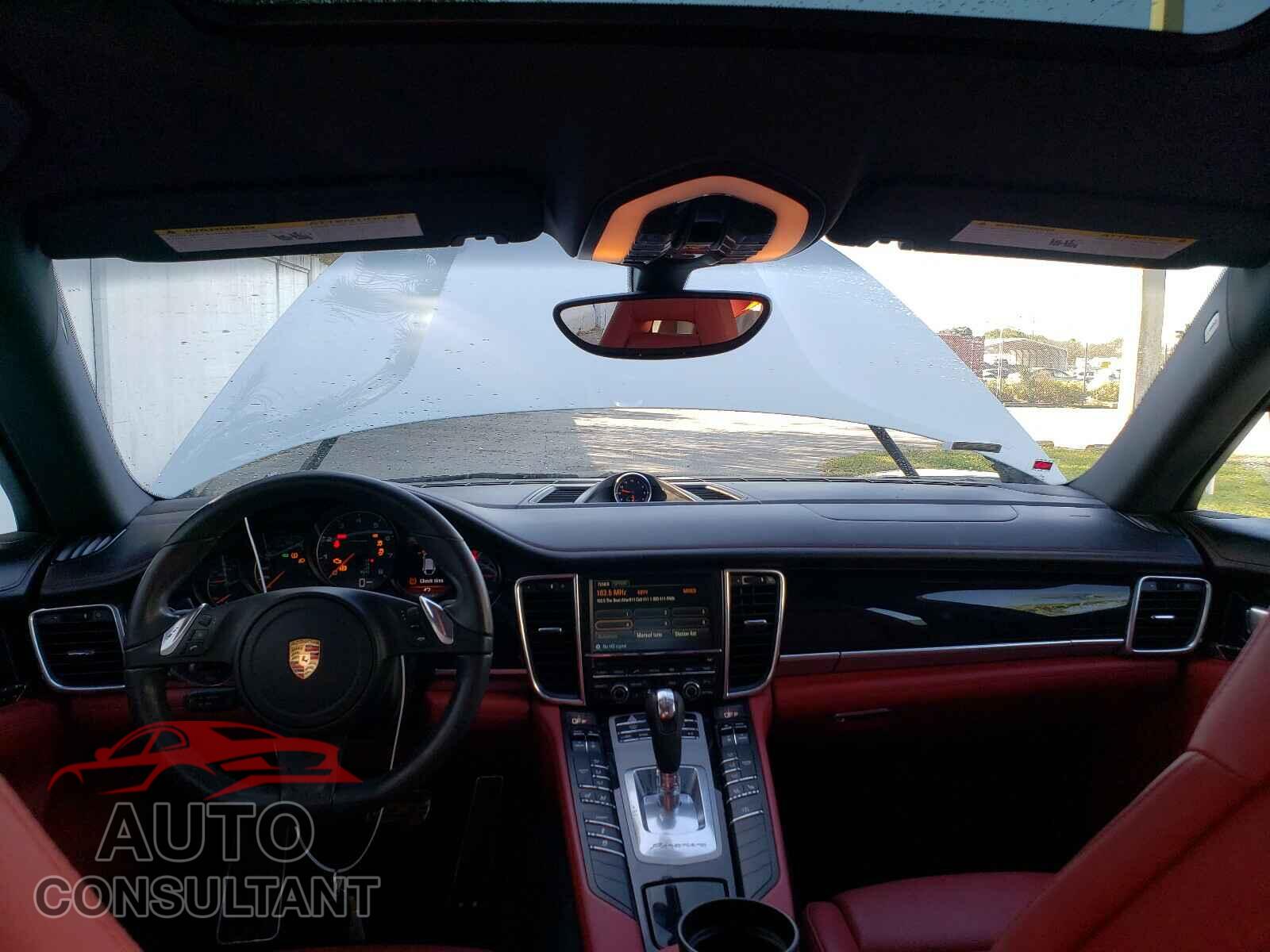 PORSCHE PANAMERA 2016 - WP0AA2A70GL006009