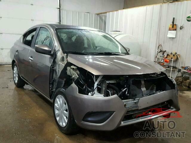 NISSAN VERSA 2015 - 3N1CN7AP0FL841544