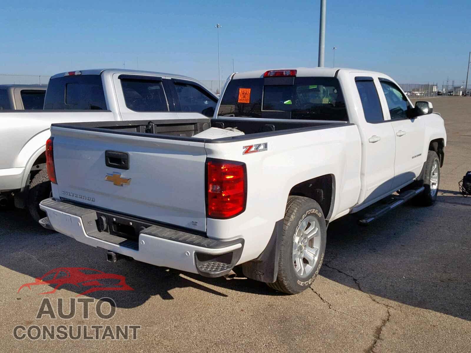 CHEVROLET SILVERADO 2016 - 5NPLM4AG7MH004530