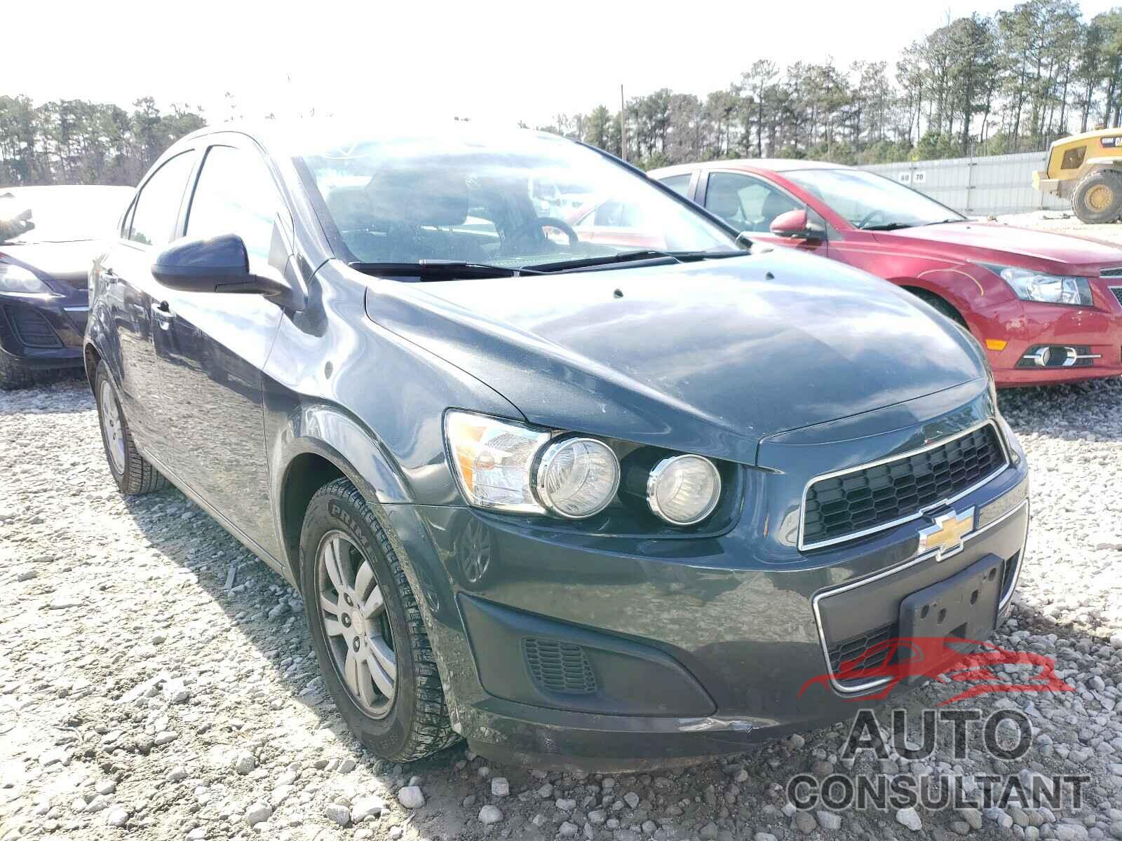 CHEVROLET SONIC 2016 - 1G1JC5SH4G4139488