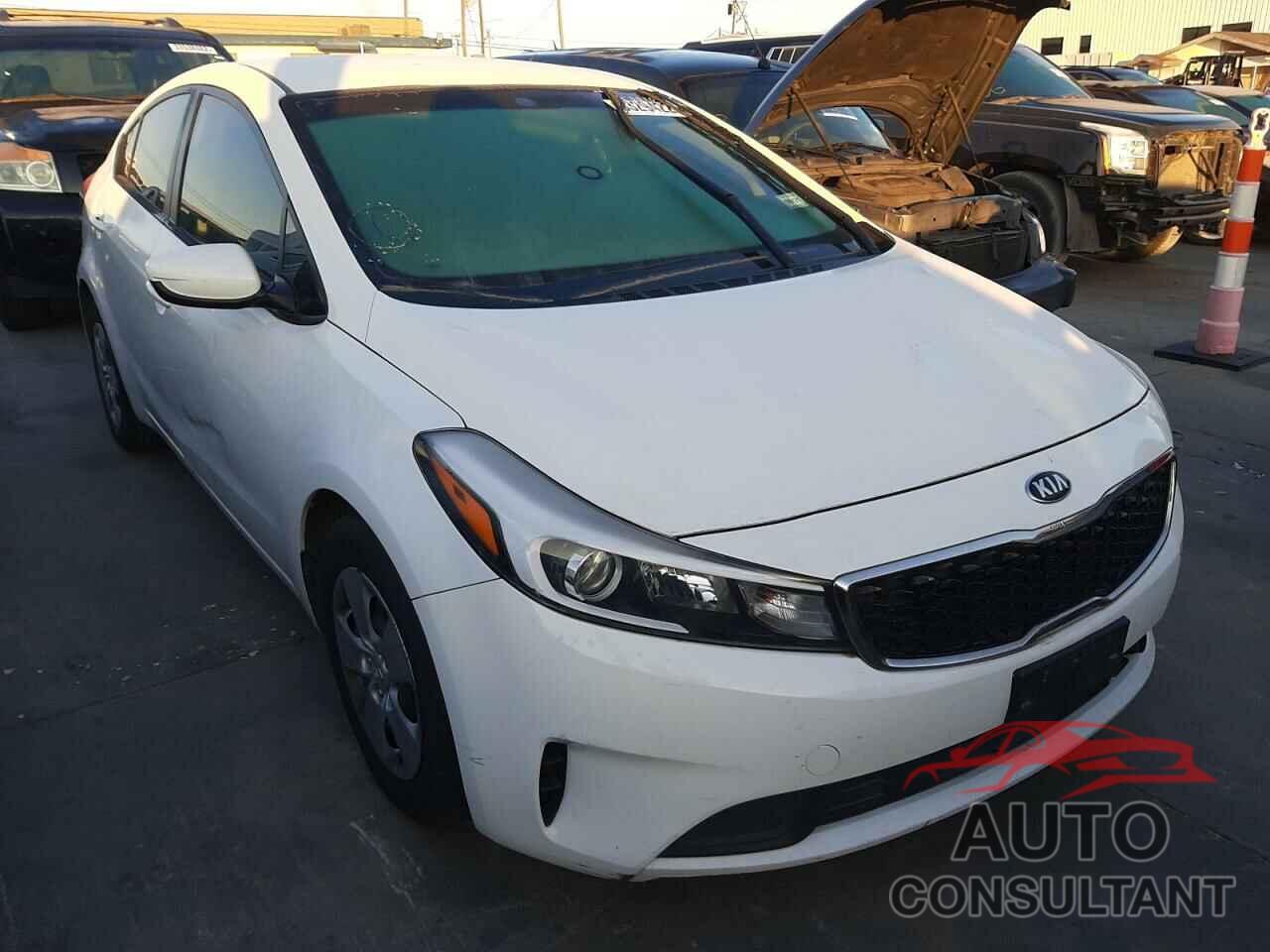 KIA FORTE 2017 - 3KPFK4A74HE015630