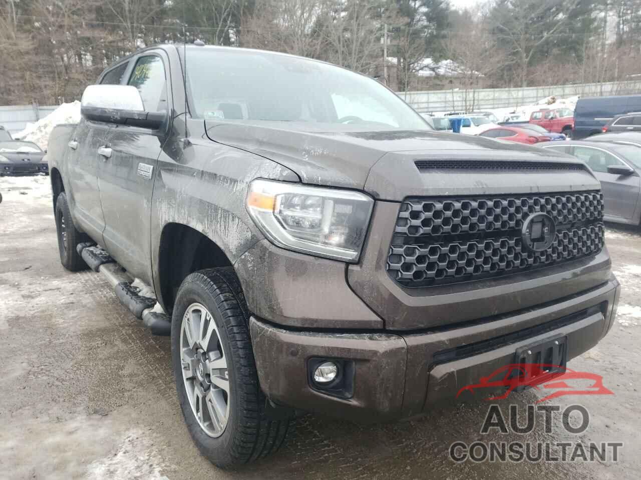 TOYOTA TUNDRA 2018 - 5TFAY5F18JX721864