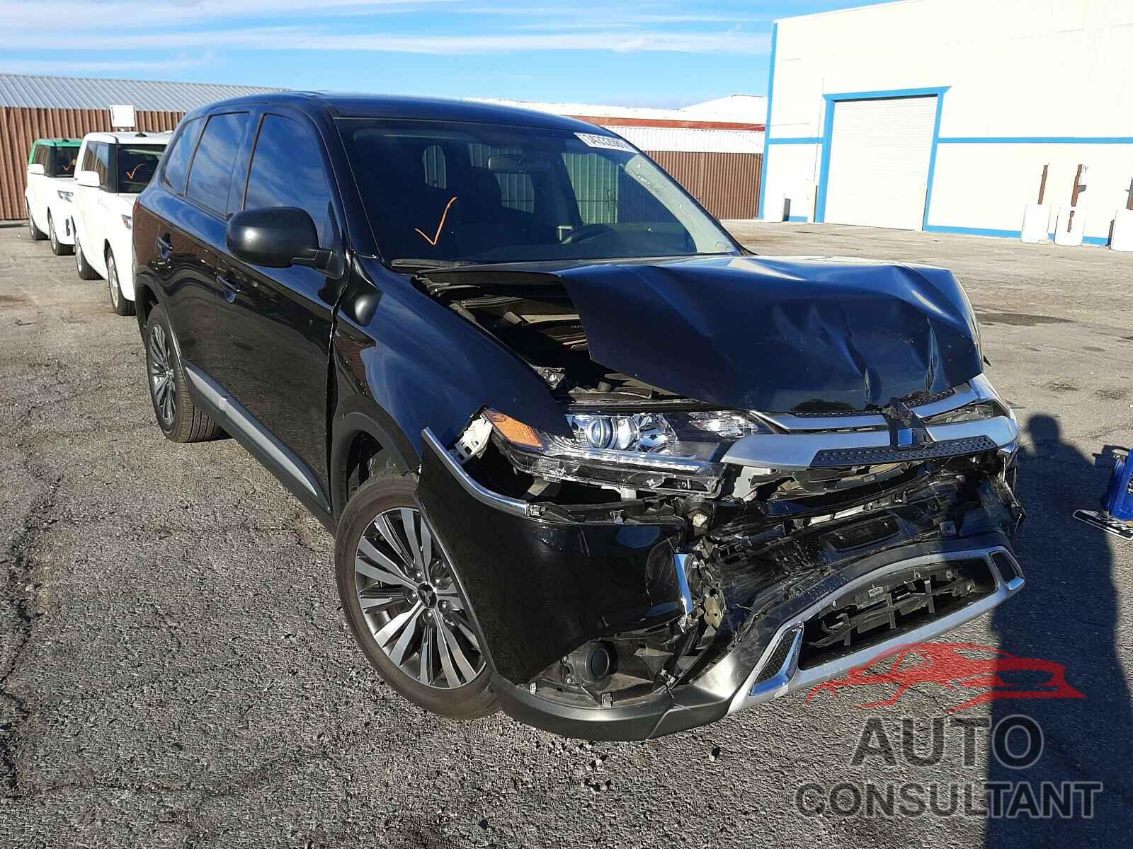 MITSUBISHI OUTLANDER 2019 - JA4AD2A30KZ008301