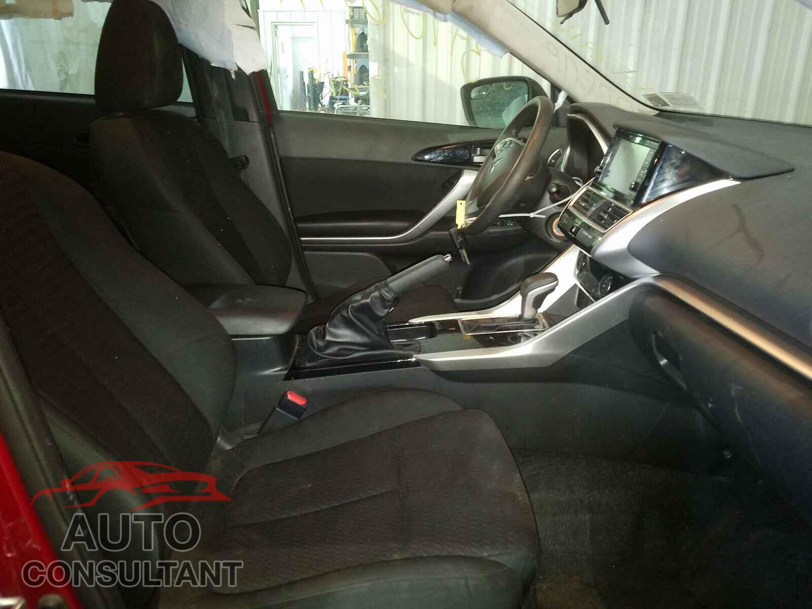 MITSUBISHI ECLIPSE 2019 - JA4AS3AA7KZ017751