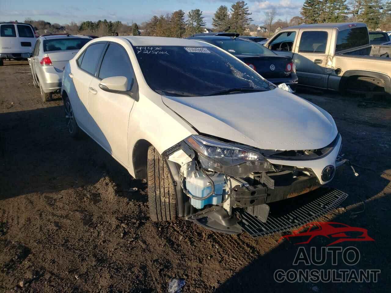TOYOTA COROLLA 2019 - 5YFBURHE5KP904758