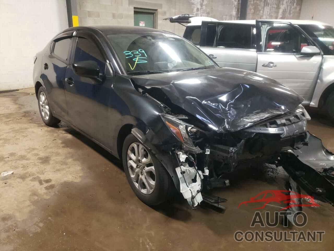 TOYOTA YARIS 2018 - 3MYDLBYV4JY318569