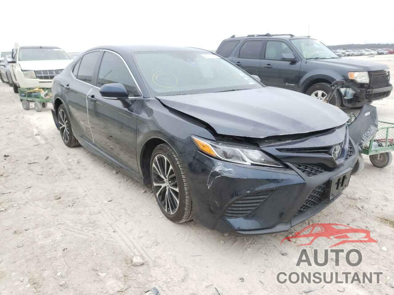 TOYOTA CAMRY 2020 - 4T1M11AK1LU318674