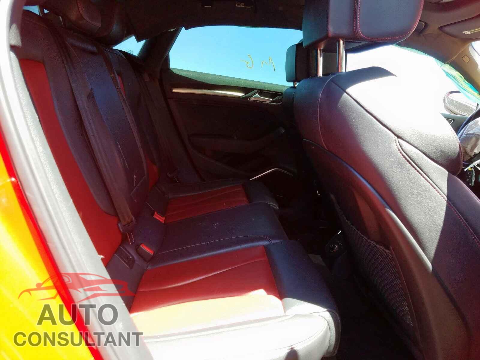 AUDI A3 2015 - WAUBFGFF1F1069100