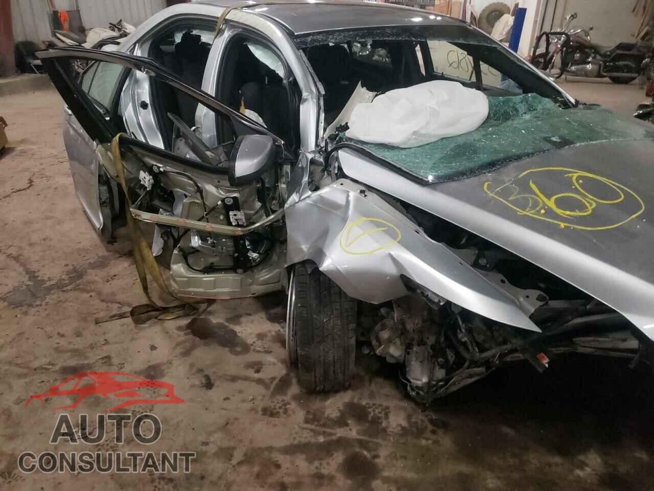 FORD TAURUS 2017 - 1FAHP2H80HG106526