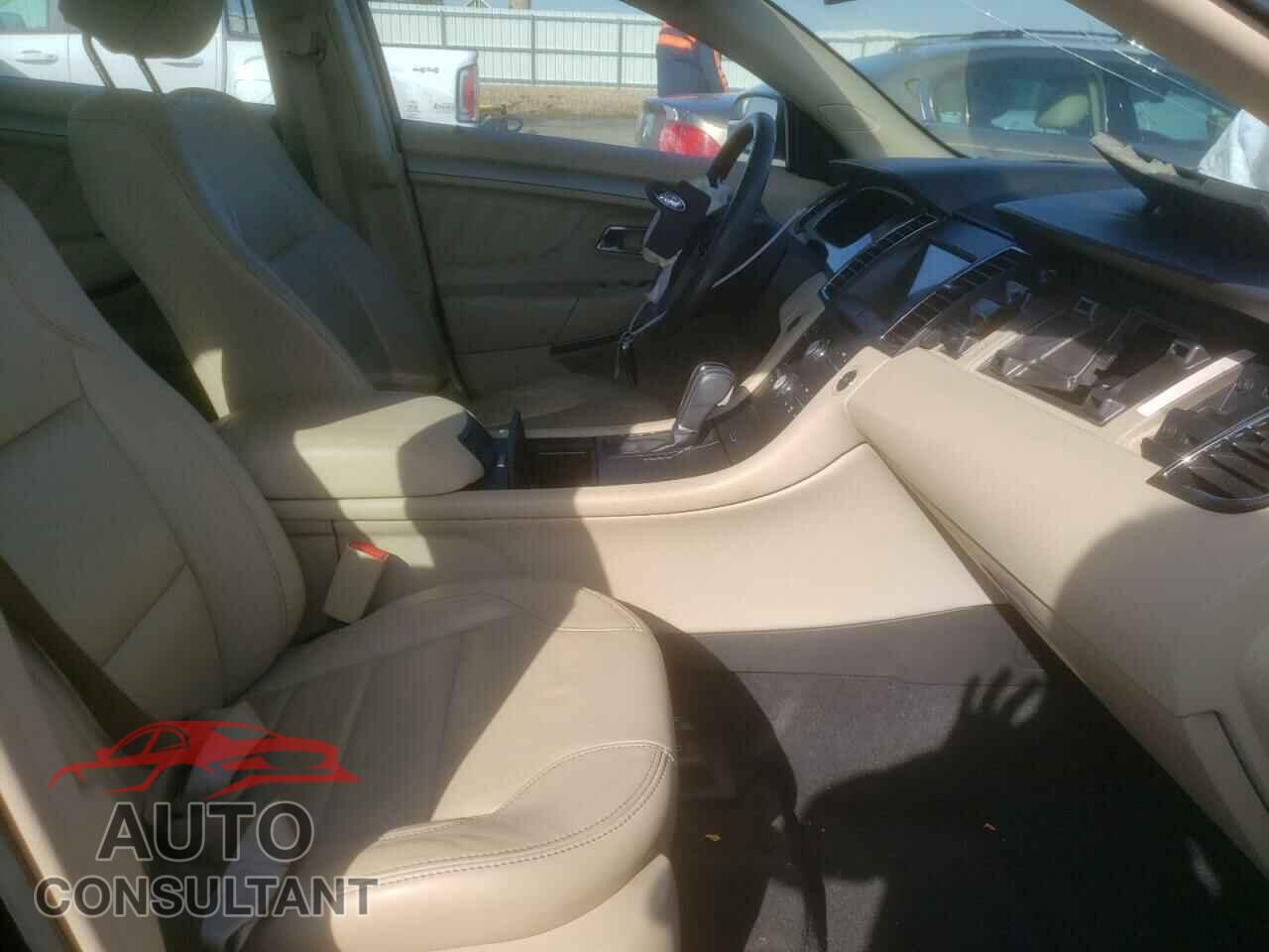 FORD TAURUS 2017 - 1FAHP2E85HG126274
