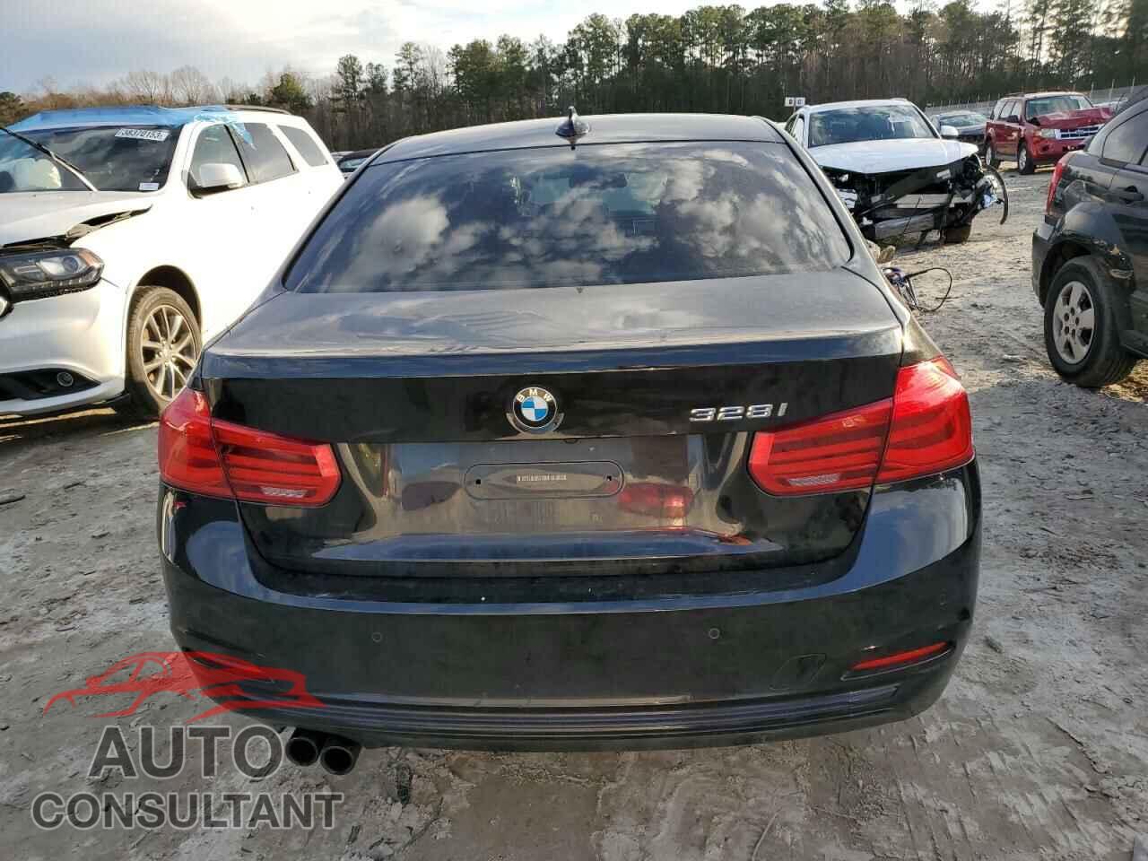 BMW 3 SERIES 2016 - WBA8E9G52GNU29984