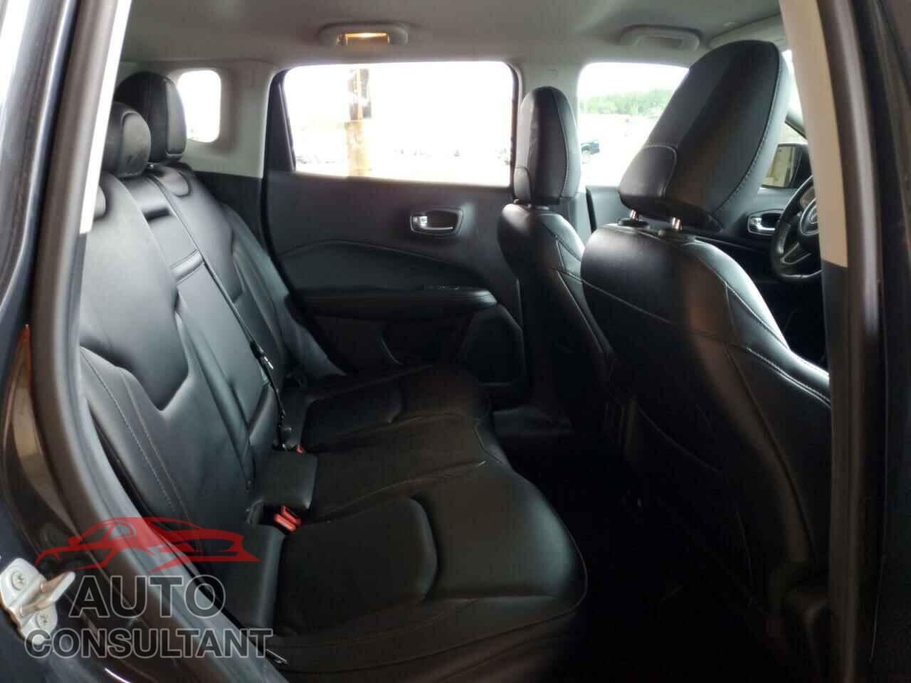 JEEP COMPASS 2018 - 3C4NJDCB2JT232207