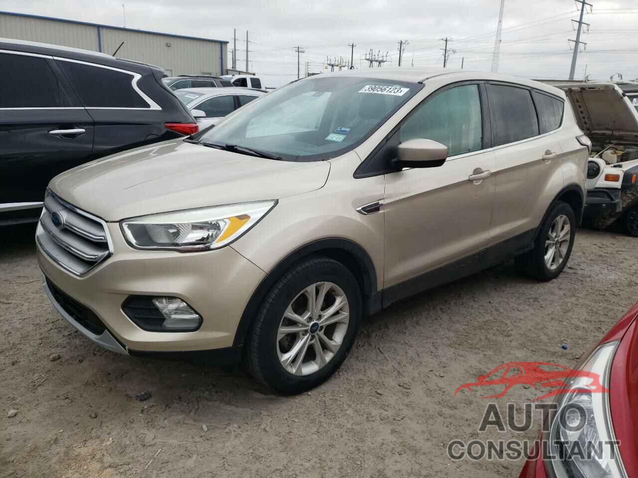 FORD ESCAPE 2017 - 1FMCU0GD3HUE69500