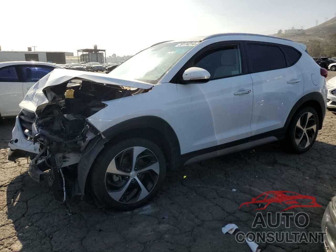 HYUNDAI TUCSON 2018 - KM8J33AL9JU817768