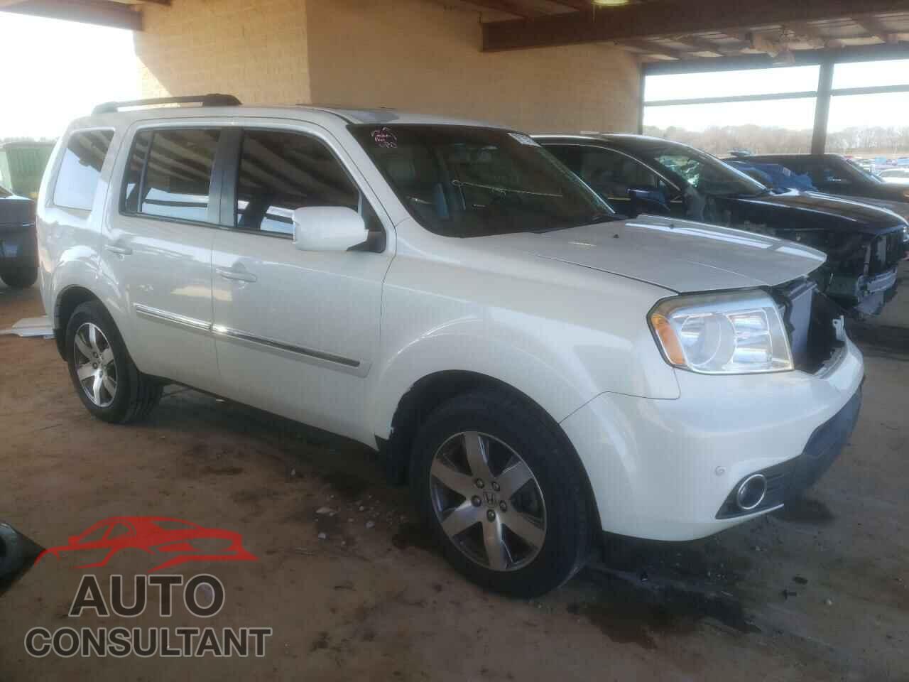 HONDA PILOT 2015 - 5FNYF4H93FB047531