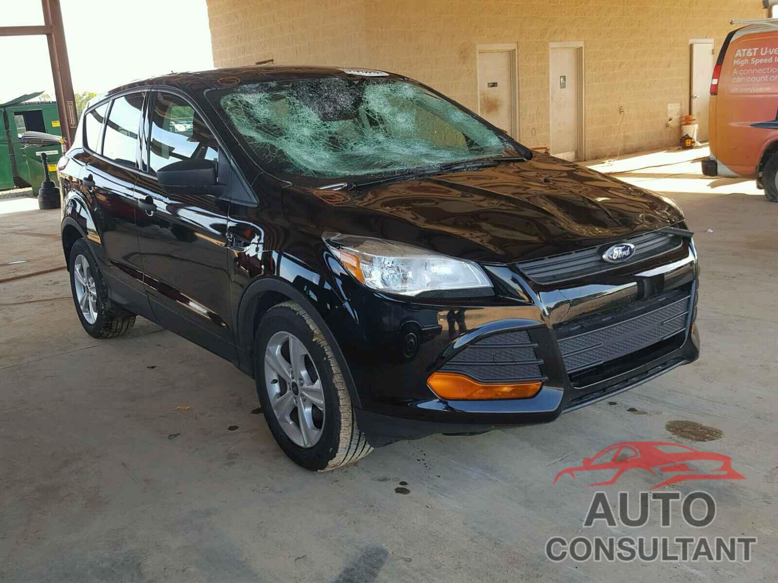 FORD ESCAPE 2016 - 1FMCU0F73GUB52066
