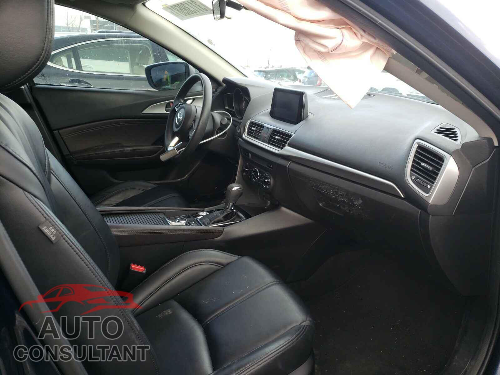 MAZDA 3 2017 - JM1BN1T70H1153945