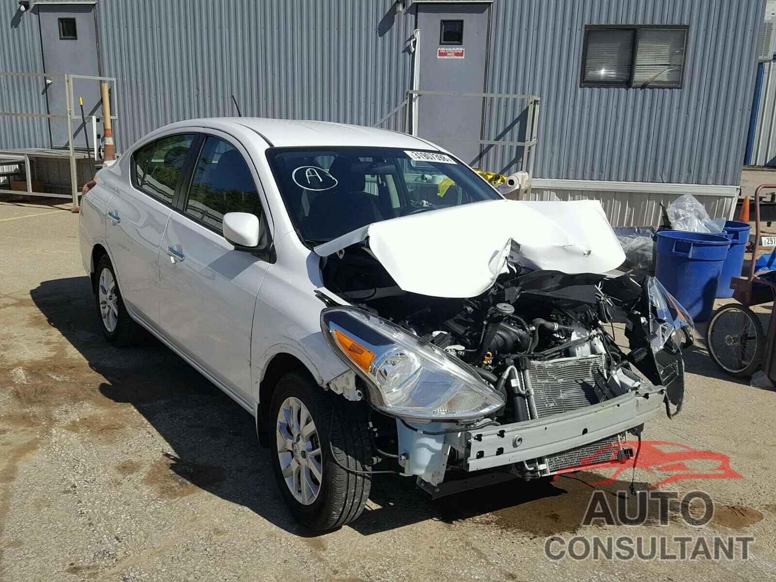 NISSAN VERSA 2017 - 3N1CN7AP6HL803951