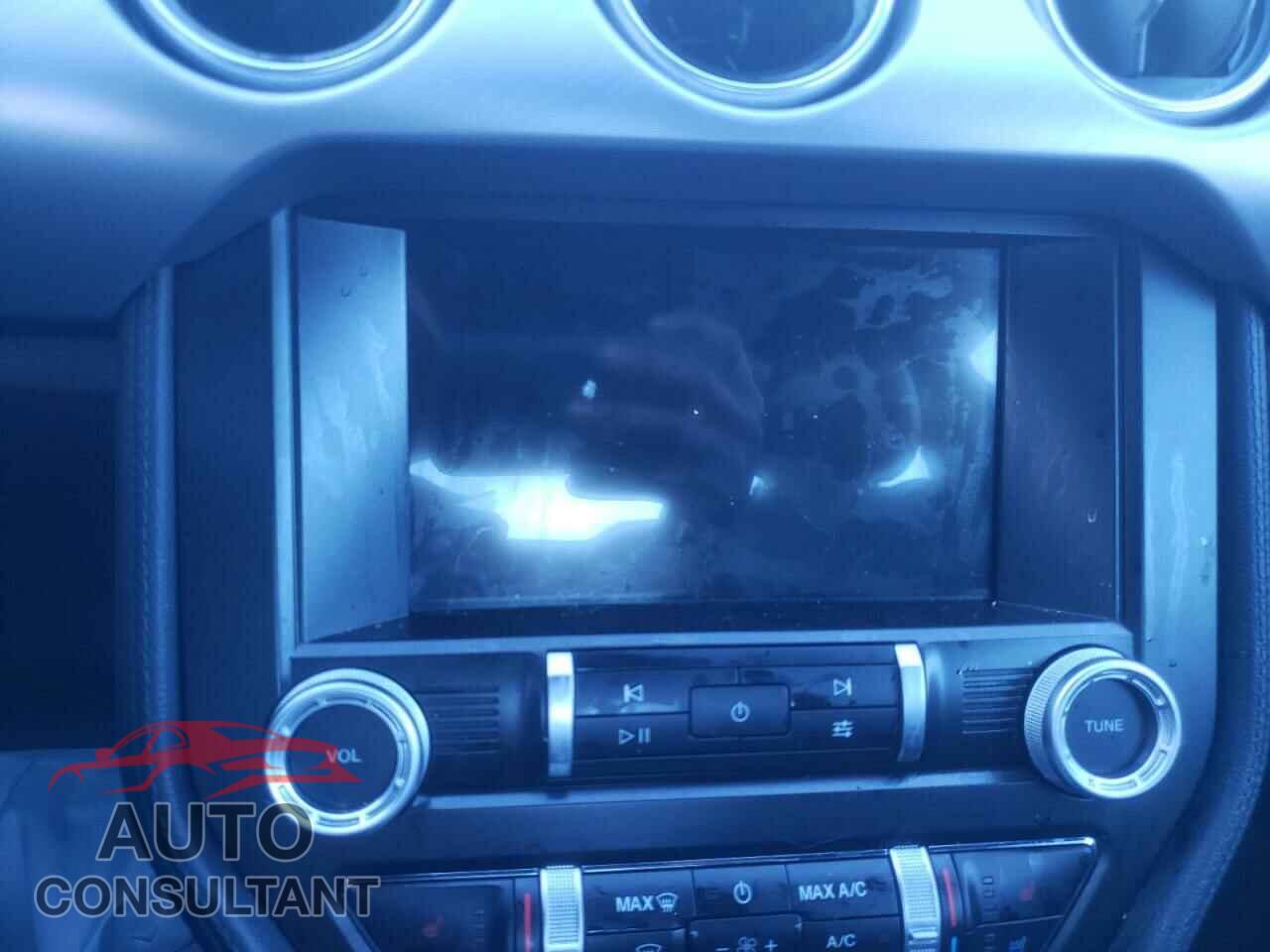 FORD MUSTANG 2020 - 1FA6P8CF9L5131221
