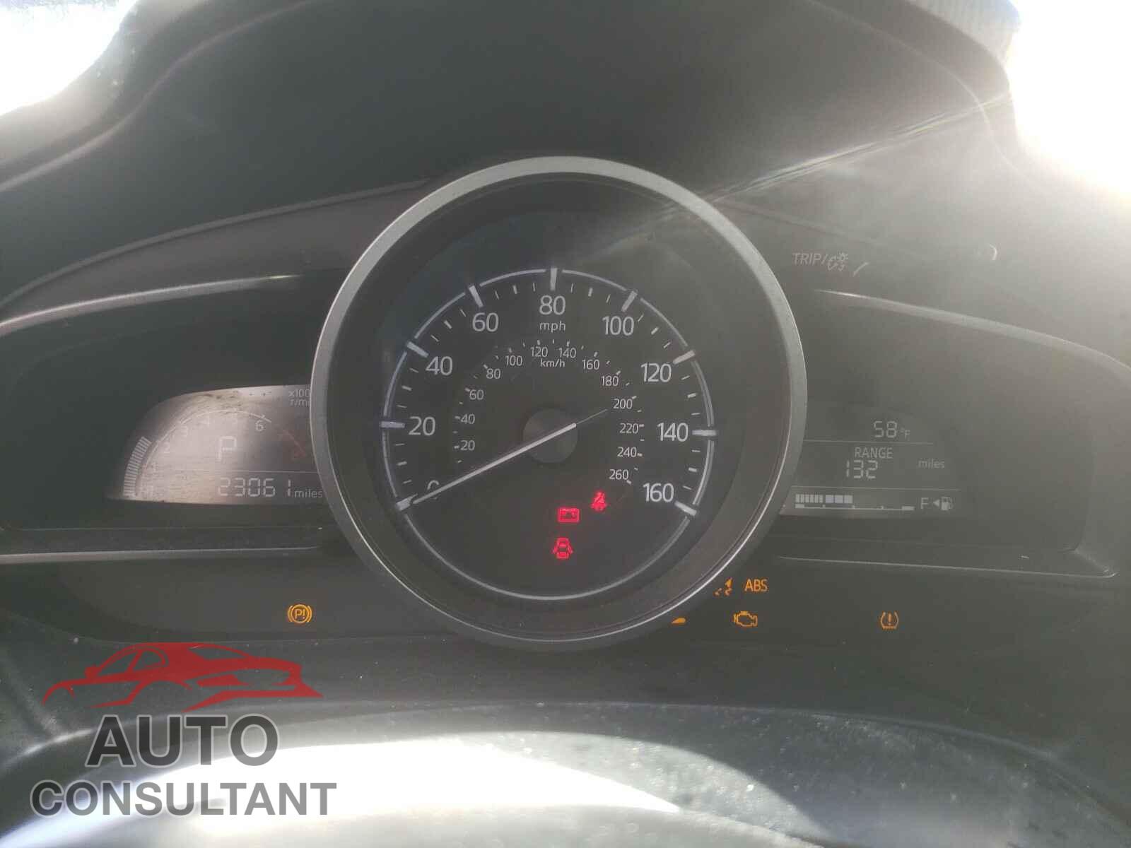 MAZDA 3 2017 - 3MZBN1U73HM105595