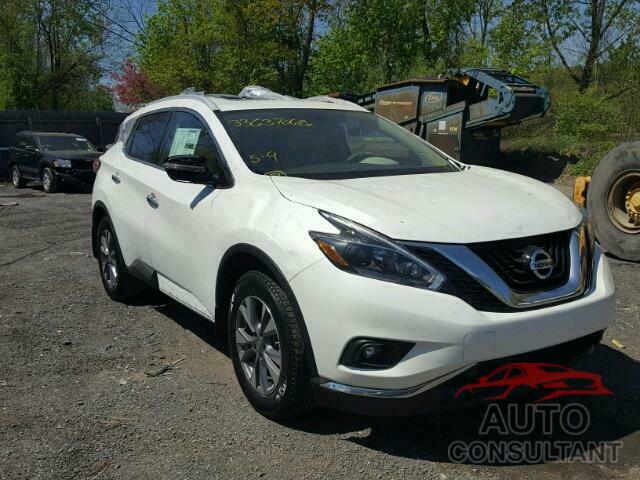 NISSAN MURANO 2018 - 5N1AZ2MG7JN124215