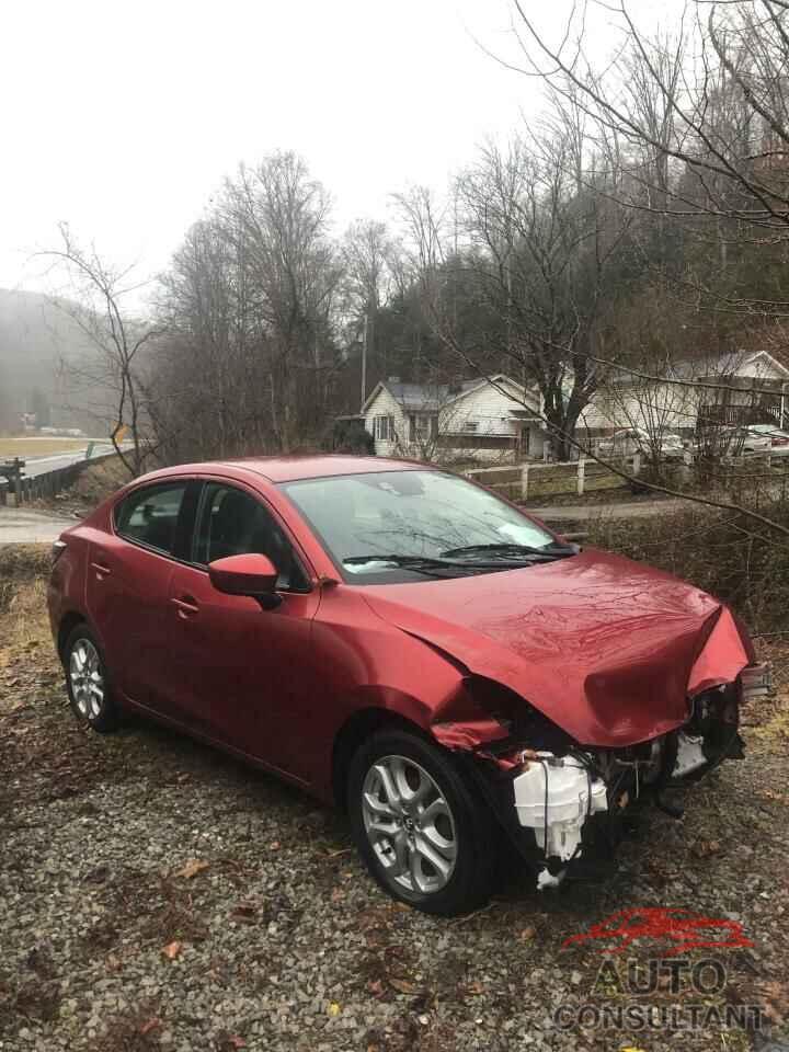 TOYOTA YARIS 2017 - 3MYDLBYV3HY173602