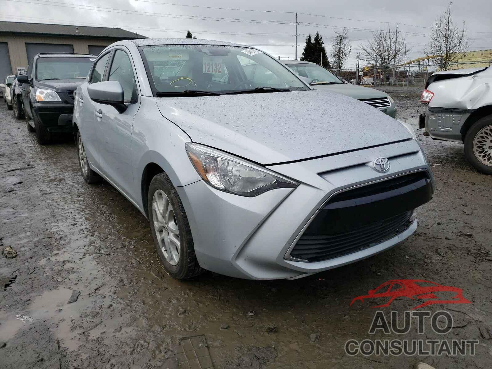 TOYOTA YARIS 2018 - 3MYDLBYV0JY328029
